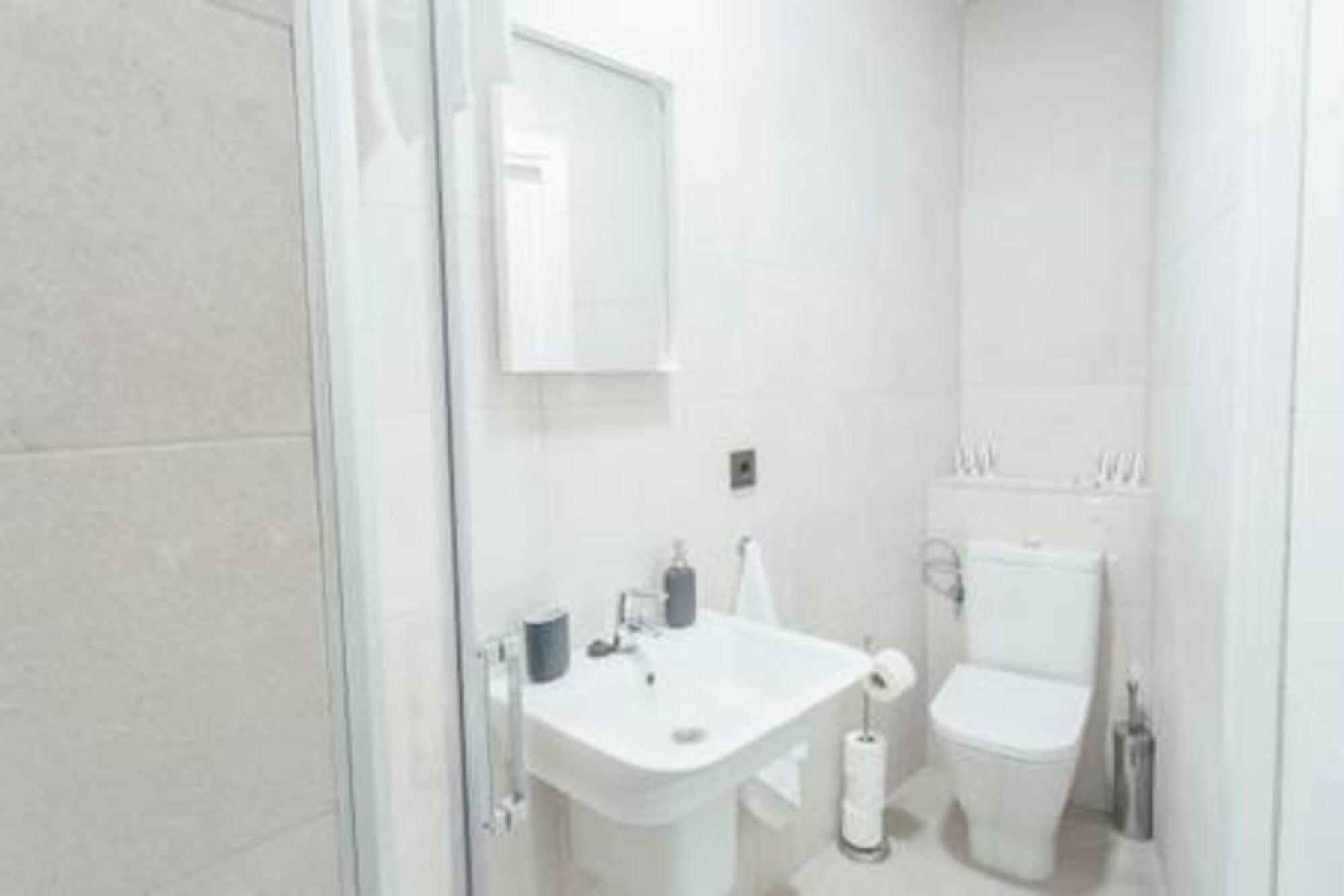 Cozy And Functional- 2Bd 1Bth - Alfalfa 세비야 외부 사진