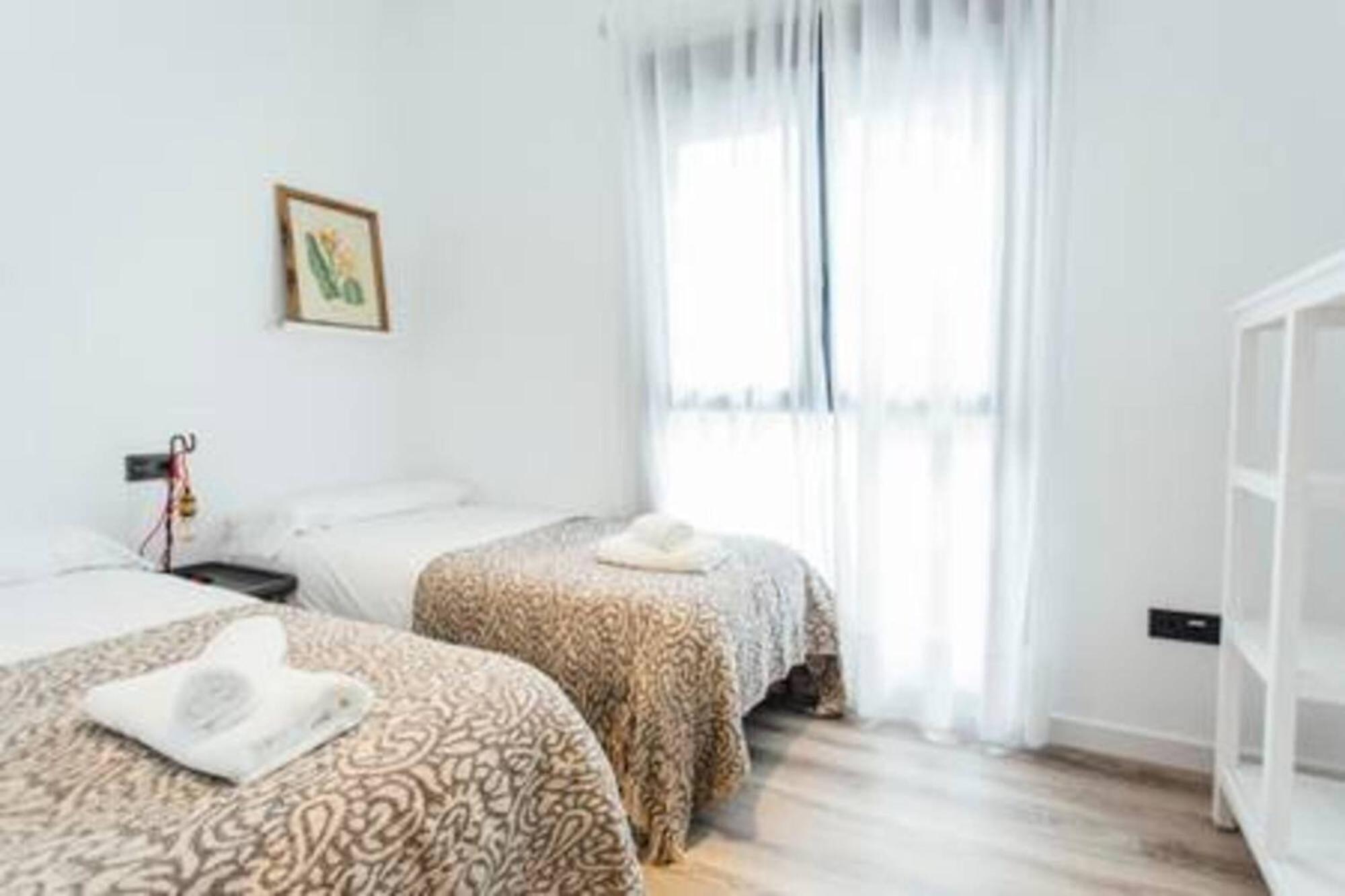 Cozy And Functional- 2Bd 1Bth - Alfalfa 세비야 외부 사진